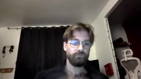 Snapshot of toffbuck chatting on 02/20/26, 05:59 ToffBuck online show from 02/20/26, 05:59