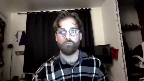 Snapshot of toffbuck chatting on 03/02/26, 04:14 ToffBuck online show from 03/02/26, 04:14