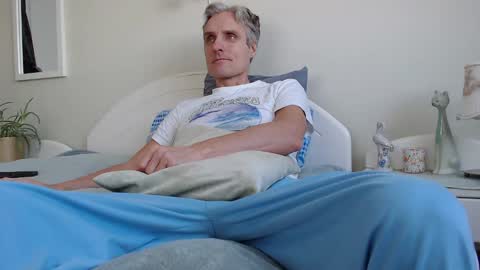 Snapshot of toffmen chatting on 01/04/25, 08:39 Daniel Bisexual uncut 20cm online show from 01/04/25, 08:39