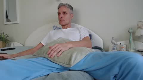 Snapshot of toffmen chatting on 01/19/25, 08:39 Daniel Bisexual uncut 20cm online show from 01/19/25, 08:39