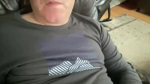 Joshua1983 online show from 11/22/25, 06:07