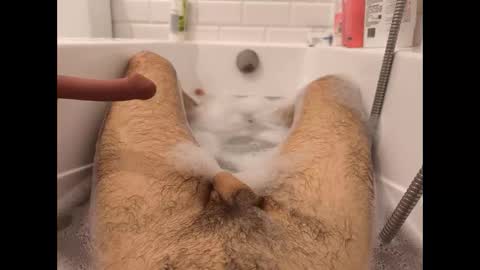 Snapshot of toja112 chatting on 11/22/25, 08:41 Martin online show from 11/22/25, 08:41