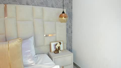 Snapshot of tokiolee chatting on 01/21/25, 06:54 Tokio lee online show from 01/21/25, 06:54