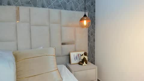 Snapshot of tokiolee chatting on 02/14/25, 07:28 Tokio lee online show from 02/14/25, 07:28