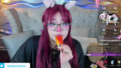 Snapshot of toky_doll chatting on 12/14/24, 12:22 toky online show from 12/14/24, 12:22
