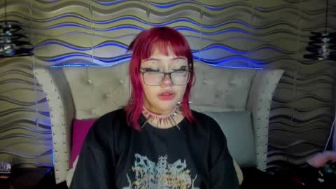 Snapshot of toky_doll chatting on 01/14/25, 07:00 toky online show from 01/14/25, 07:00
