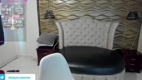 Snapshot of toky_doll chatting on 01/28/25, 07:21 toky online show from 01/28/25, 07:21