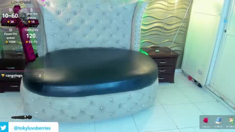 Snapshot of toky_doll chatting on 02/01/25, 01:55 toky online show from 02/01/25, 01:55