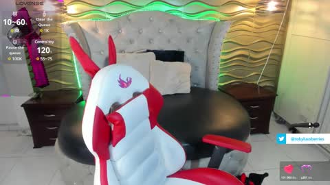 Snapshot of toky_doll chatting on 02/13/25, 07:10 toky online show from 02/13/25, 07:10