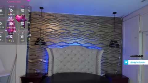 Snapshot of toky_doll chatting on 02/17/25, 01:58 toky online show from 02/17/25, 01:58