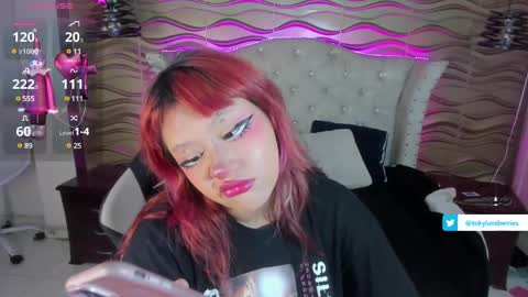 Snapshot of toky_doll chatting on 03/11/25, 08:42 toky online show from 03/11/25, 08:42