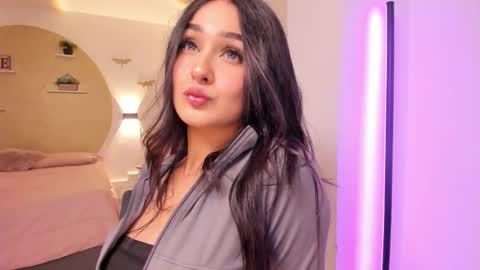 Tokyo  online show from 11/05/25, 04:23