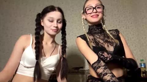 Snapshot of tokyoprojject chatting on 09/25/25, 07:39 tokyoprojject online show from 09/25/25, 07:39