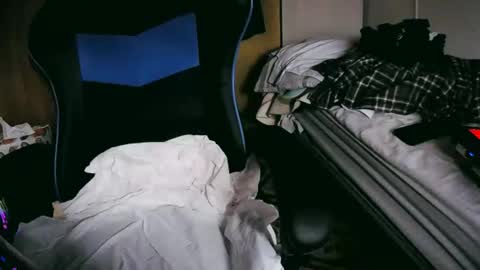 tolon408472 online show from 02/15/25, 09:38