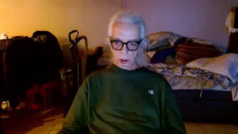 tom112292014 online show from 11/12/25, 01:50