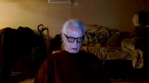 Snapshot of tom112292014 chatting on 05/03/26, 12:38 tom112292014 online show from 05/03/26, 12:38