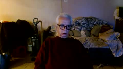 Snapshot of tom112292014 chatting on 05/07/26, 01:38 tom112292014 online show from 05/07/26, 01:38