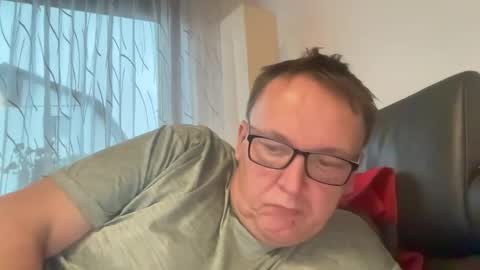 Tom online show from 12/23/24, 03:01