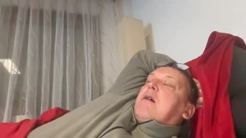 Tom online show from 01/03/25, 06:14