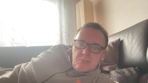 Tom online show from 02/07/25, 12:06