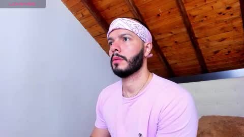   online show from 09/22/25, 12:07