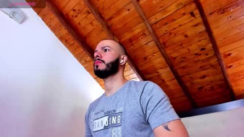   online show from 12/02/25, 12:32