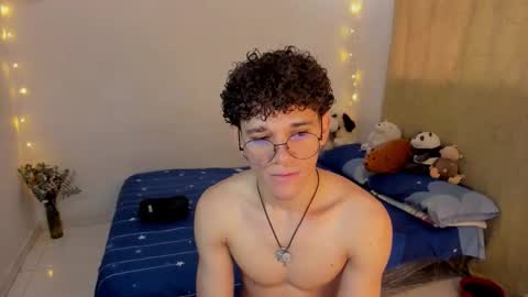 Tom Blue online show from 11/06/25, 02:07