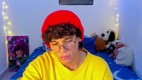 Tom Blue online show from 03/10/26, 03:33