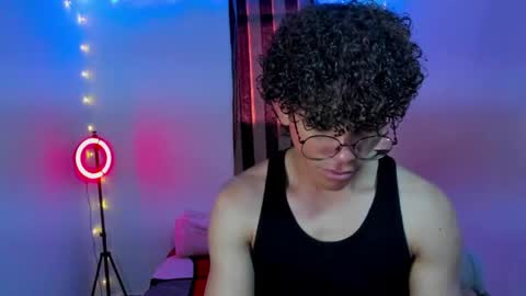 Tom Blue online show from 05/27/26, 05:10