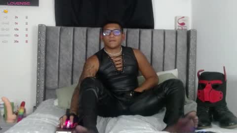 Snapshot of tom_brown12 chatting on 01/14/25, 02:08 Tom online show from 01/14/25, 02:08