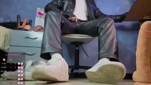 Tom online show from 02/26/26, 05:23