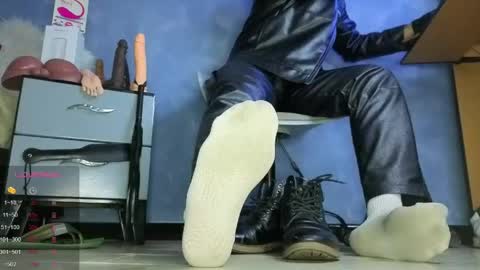 Tom online show from 04/19/26, 02:33