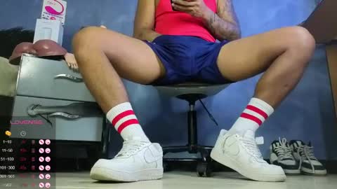 Tom online show from 04/22/26, 04:26