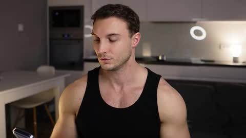 Tom online show from 12/18/25, 07:47