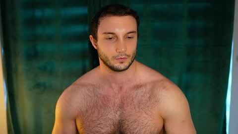 Tom online show from 04/12/26, 02:22