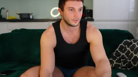 Tom online show from 04/19/26, 07:40