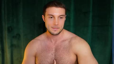 Snapshot of tom_fordd chatting on 05/07/26, 05:40 Tom online show from 05/07/26, 05:40