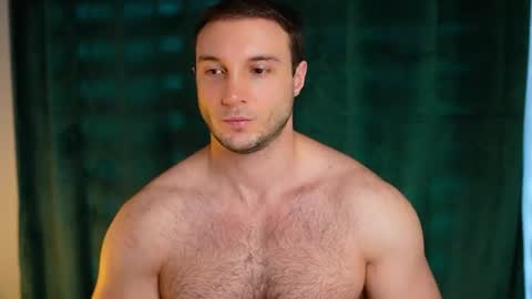 Snapshot of tom_fordd chatting on 05/14/26, 05:25 Tom online show from 05/14/26, 05:25