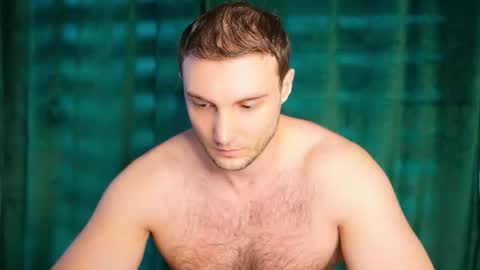 Snapshot of tom_fordd chatting on 06/17/26, 05:54 Tom online show from 06/17/26, 05:54