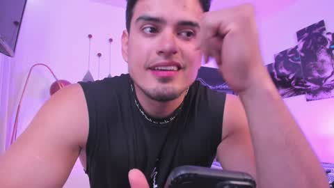 Snapshot of tom_mckleein chatting on 12/01/24, 08:53 TOM MCKLEEIN instagram online show from 12/01/24, 08:53