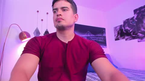 Snapshot of tom_mckleein chatting on 12/02/24, 07:49 TOM MCKLEEIN instagram online show from 12/02/24, 07:49