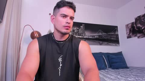 Snapshot of tom_mckleein chatting on 01/19/25, 02:59 TOM MCKLEEIN instagram online show from 01/19/25, 02:59