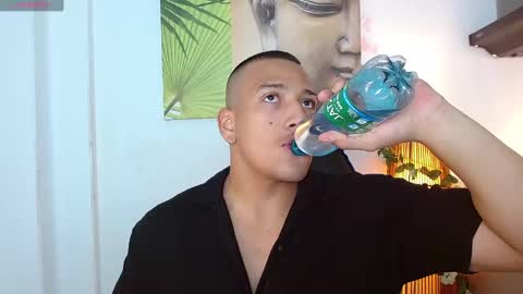 Tom muscle1 online show from 01/23/25, 03:43