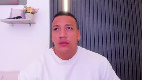 Tom muscle1 online show from 09/19/25, 11:55