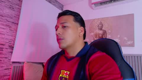 Tom muscle1 online show from 04/18/26, 11:58