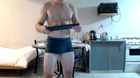 tom_show online show from 01/15/25, 07:05