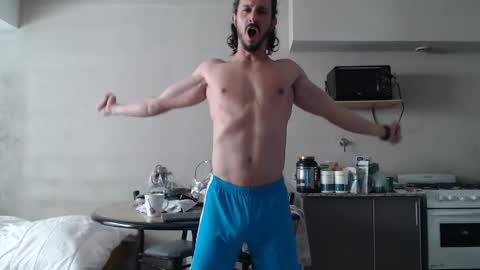 tom_show online show from 11/05/25, 08:42