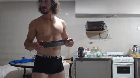 tom_show online show from 11/23/25, 06:35