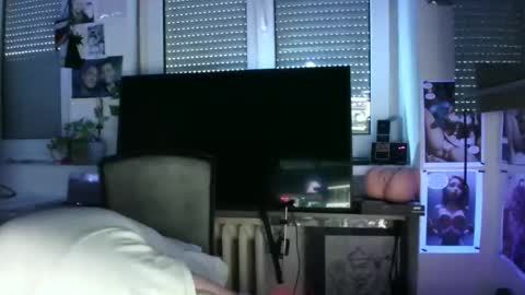 Snapshot of tomame_ chatting on 01/26/25, 10:02 tomame_ online show from 01/26/25, 10:02