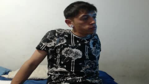 Snapshot of tomas_turbado_ chatting on 04/15/26, 07:26 tomas_turbado_ online show from 04/15/26, 07:26